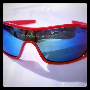 NICE SHADES  , O SUNGLASSES